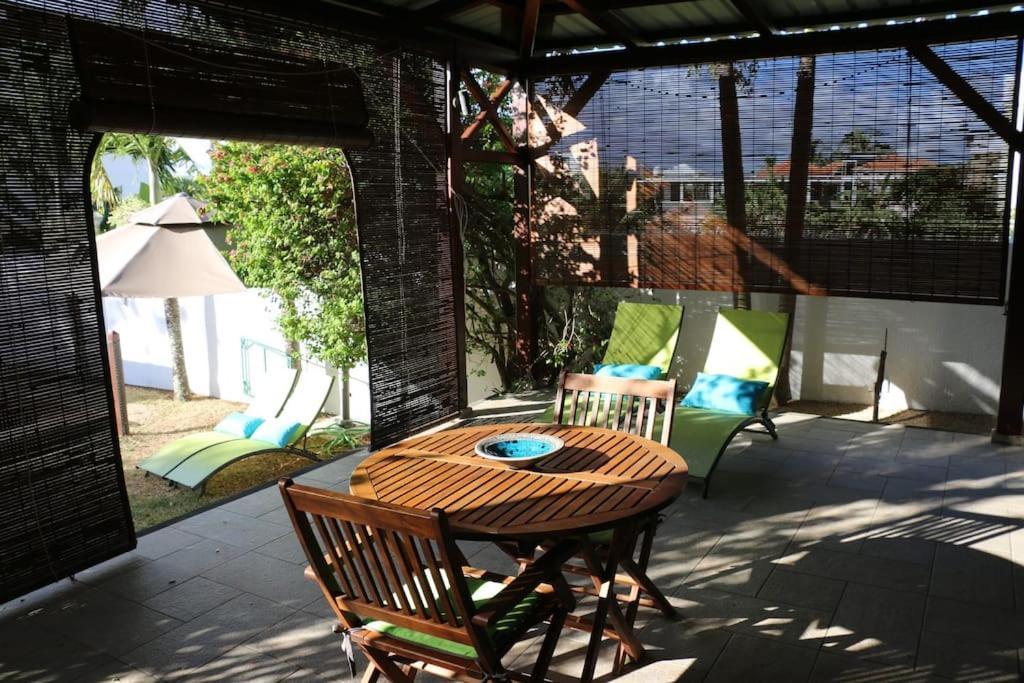 Villa Des Frangipanes La Gaulette Extérieur photo