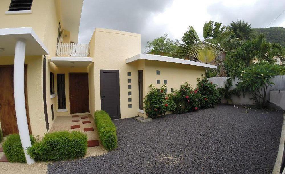Villa Des Frangipanes La Gaulette Extérieur photo